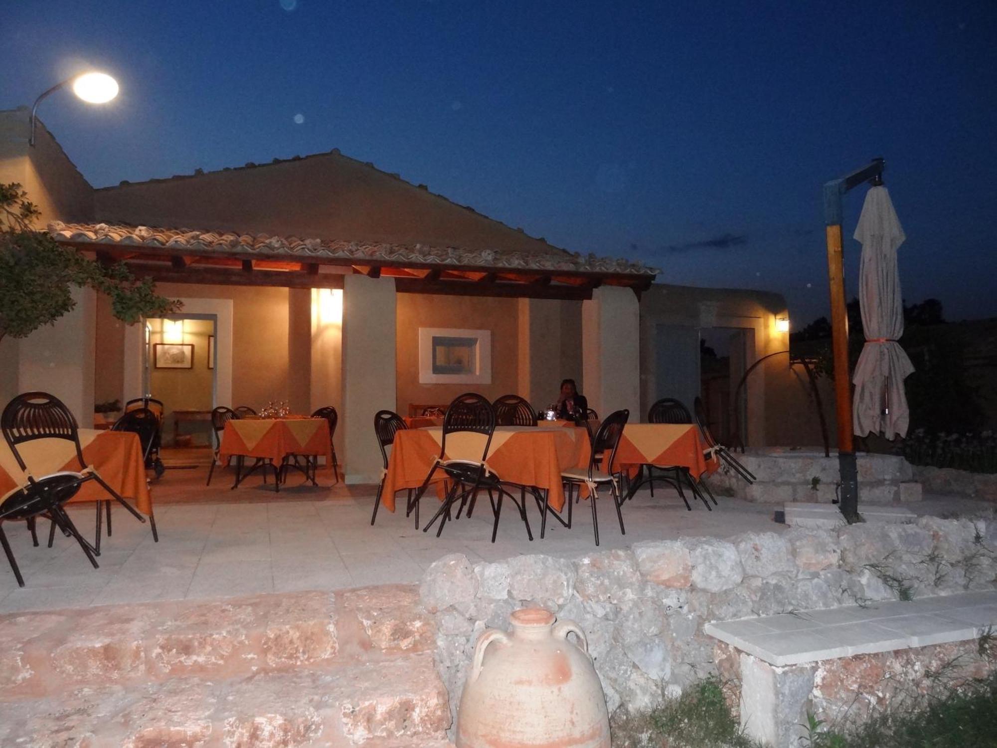 Agriturismo Avola Antica Exterior foto